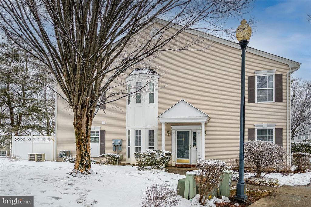 401 PHEASANT RUN, Monmouth Junction, NJ 08852