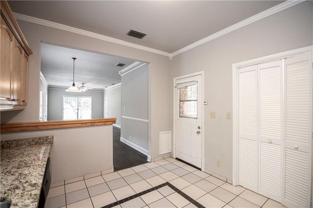 3761 Ashford Dunwoody NE Road 6, Brookhaven, GA 30319