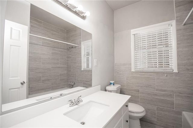 3761 Ashford Dunwoody NE Road 6, Brookhaven, GA 30319