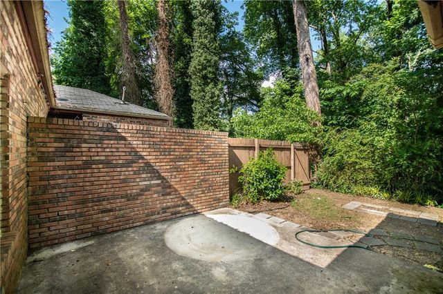 3761 Ashford Dunwoody NE Road 6, Brookhaven, GA 30319