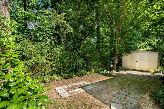 3761 Ashford Dunwoody NE Road 6, Brookhaven, GA 30319