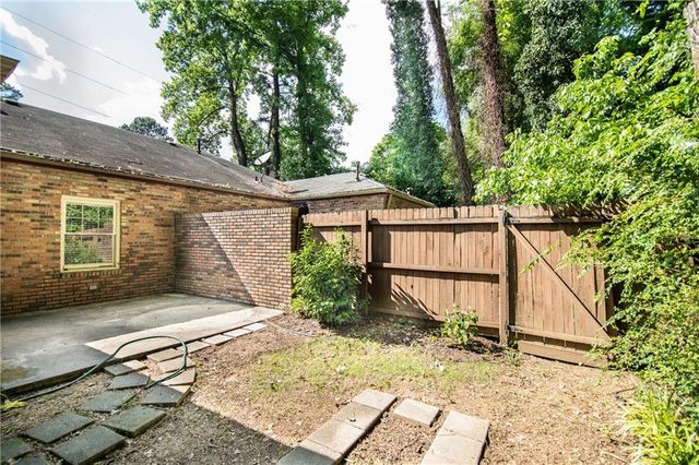 3761 Ashford Dunwoody NE Road 6, Brookhaven, GA 30319