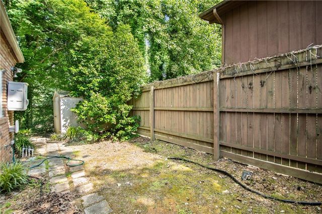 3761 Ashford Dunwoody NE Road 6, Brookhaven, GA 30319