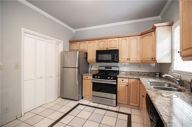 3761 Ashford Dunwoody NE Road 6, Brookhaven, GA 30319