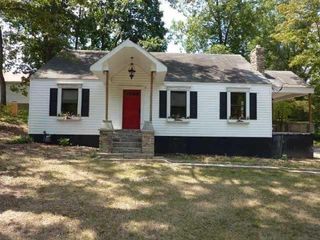 1091 Riverside Terrace, Gainesville, GA 30501