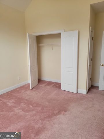 1086 Rowanshyre Circle, Mcdonough, GA 30253