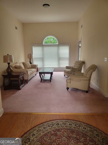 1086 Rowanshyre Circle, Mcdonough, GA 30253