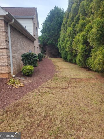 1086 Rowanshyre Circle, Mcdonough, GA 30253