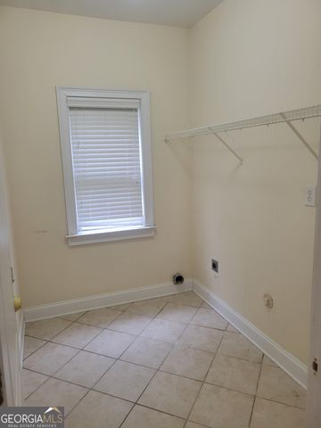 1086 Rowanshyre Circle, Mcdonough, GA 30253