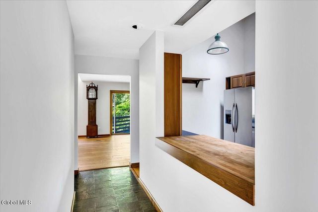 79 Cole Lane, Brunswick, NY 12180