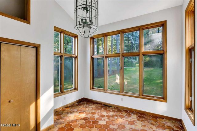 79 Cole Lane, Brunswick, NY 12180