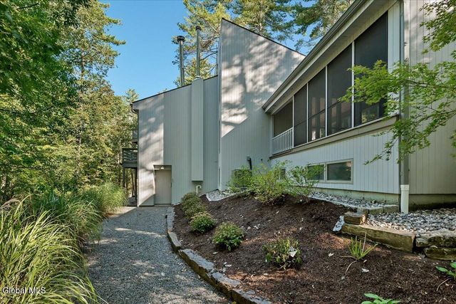 79 Cole Lane, Brunswick, NY 12180