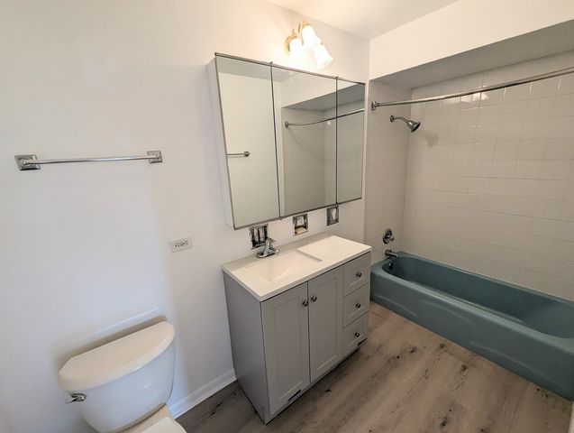 8557 N National Avenue 0, Niles, IL 60714