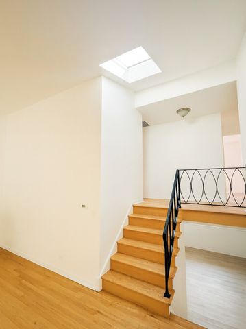 8557 N National Avenue 0, Niles, IL 60714