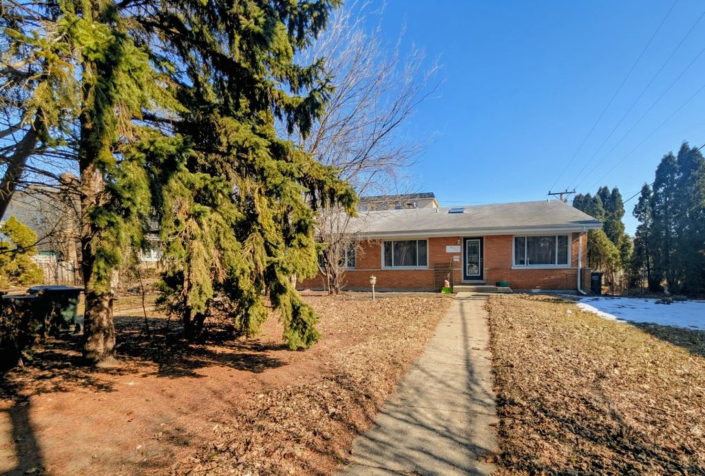 8557 N National Avenue 0, Niles, IL 60714