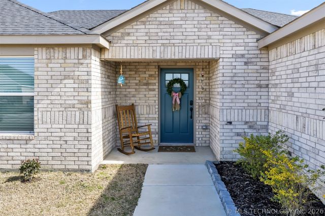 922 Indian Plains, Ardmore, OK 73401