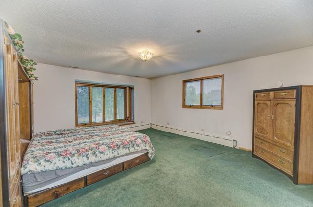 6N331 Keeney Road, Keeneyville, IL 60172