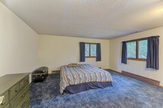 6N331 Keeney Road, Keeneyville, IL 60172