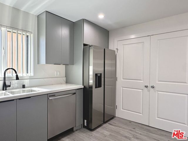 11512 Oxford Avenue G, Hawthorne, CA 90250