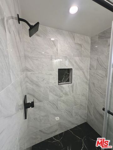 11512 Oxford Avenue G, Hawthorne, CA 90250
