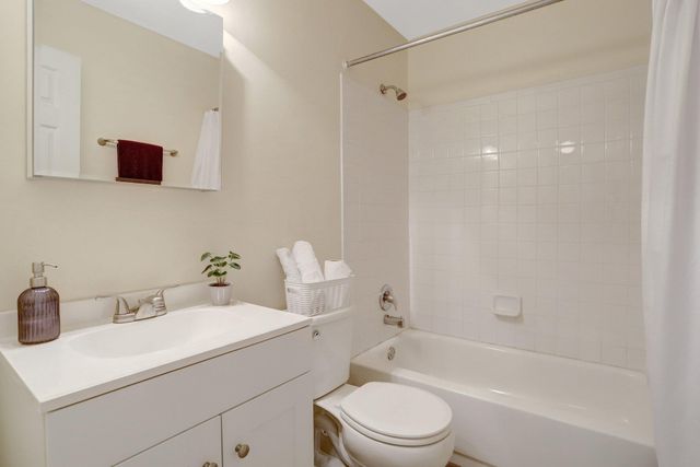 6515 RIEFTON CT, Alexandria, VA 22310