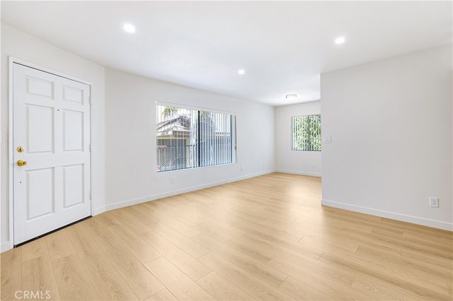 7750 Laurel Canyon Boulevard 5, North Hollywood, CA 91605