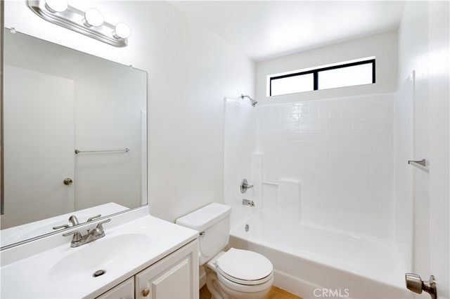 7750 Laurel Canyon Boulevard 5, North Hollywood, CA 91605