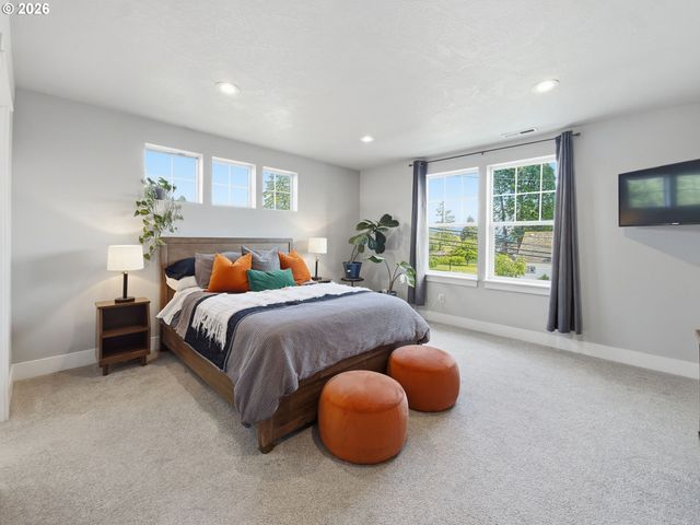 1310 ELM St, Junction City, OR 97448