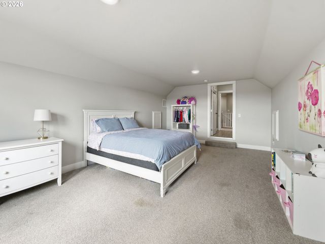 1310 ELM St, Junction City, OR 97448