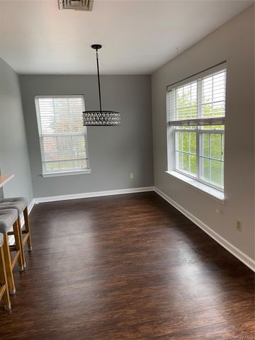 1155 Washington Green, New Windsor, NY 12553