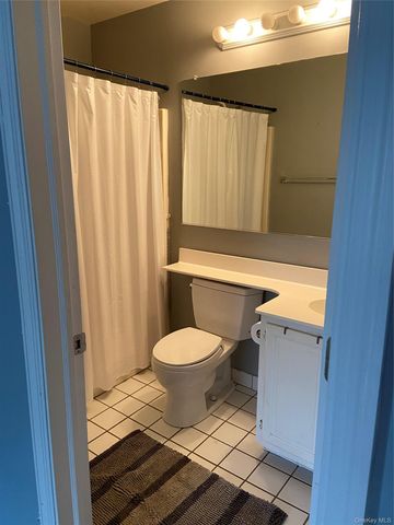 1155 Washington Green, New Windsor, NY 12553