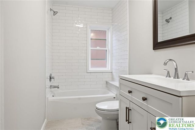 125 Elm Street, Emmaus Boro, PA 18049