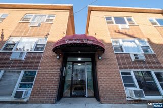 120 32nd 2B, Union City, NJ 07087