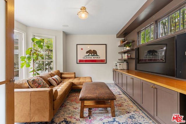 942 Superba Avenue, Venice (los Angeles), CA 90291