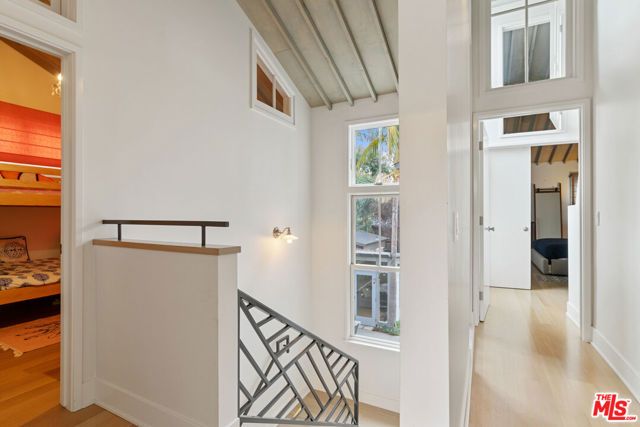 942 Superba Avenue, Venice (los Angeles), CA 90291