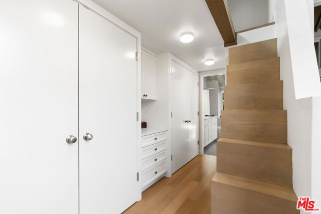 942 Superba Avenue, Venice (los Angeles), CA 90291