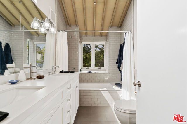 942 Superba Avenue, Venice (los Angeles), CA 90291