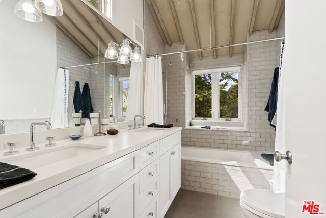 942 Superba Avenue, Venice (los Angeles), CA 90291