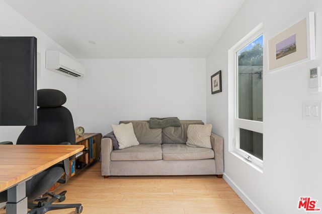 942 Superba Avenue, Venice (los Angeles), CA 90291