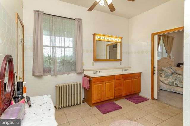 2603 FLINTSTONE RD, Freeland, MD 21053