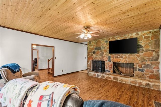 835 Kent Rd, Bowdon, GA 30108