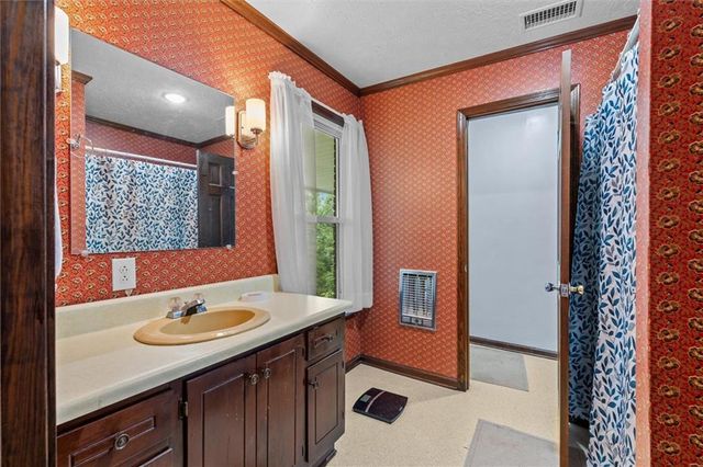 835 Kent Rd, Bowdon, GA 30108