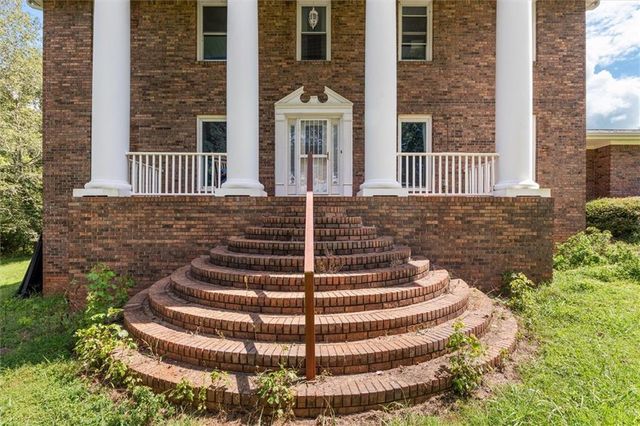 835 Kent Rd, Bowdon, GA 30108