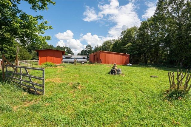 835 Kent Rd, Bowdon, GA 30108