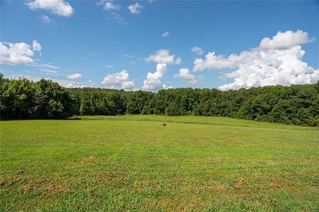 835 Kent Rd, Bowdon, GA 30108