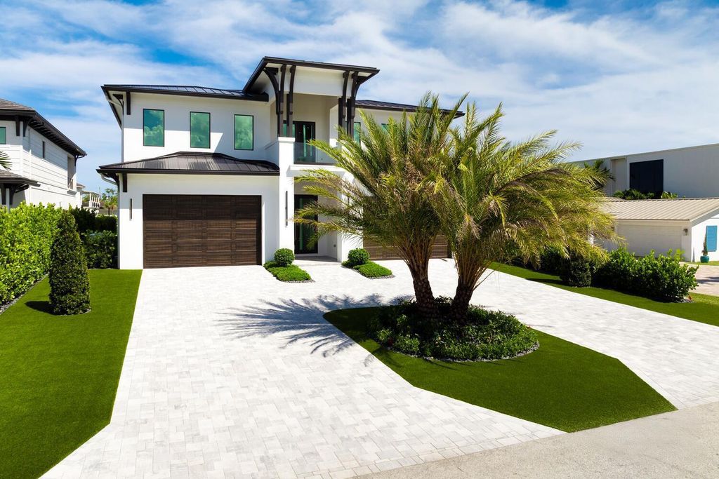 11288 W Teach Road, Palm Beach Gardens, FL 33410
