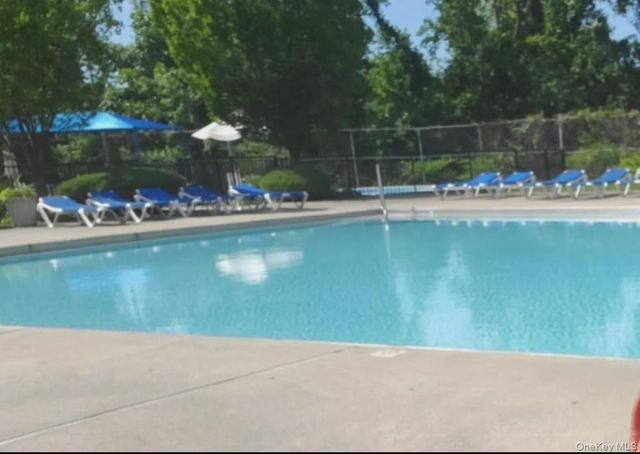 23 West Mill Drive 9A, Great Neck, NY 11021