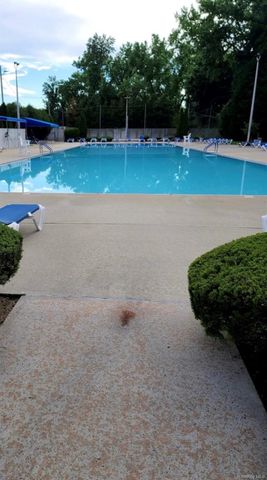 23 West Mill Drive 9A, Great Neck, NY 11021