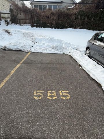 23 West Mill Drive 9A, Great Neck, NY 11021