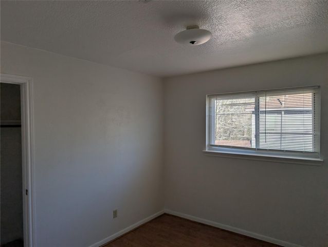 2055 Riverlawn, Houston, TX 77339